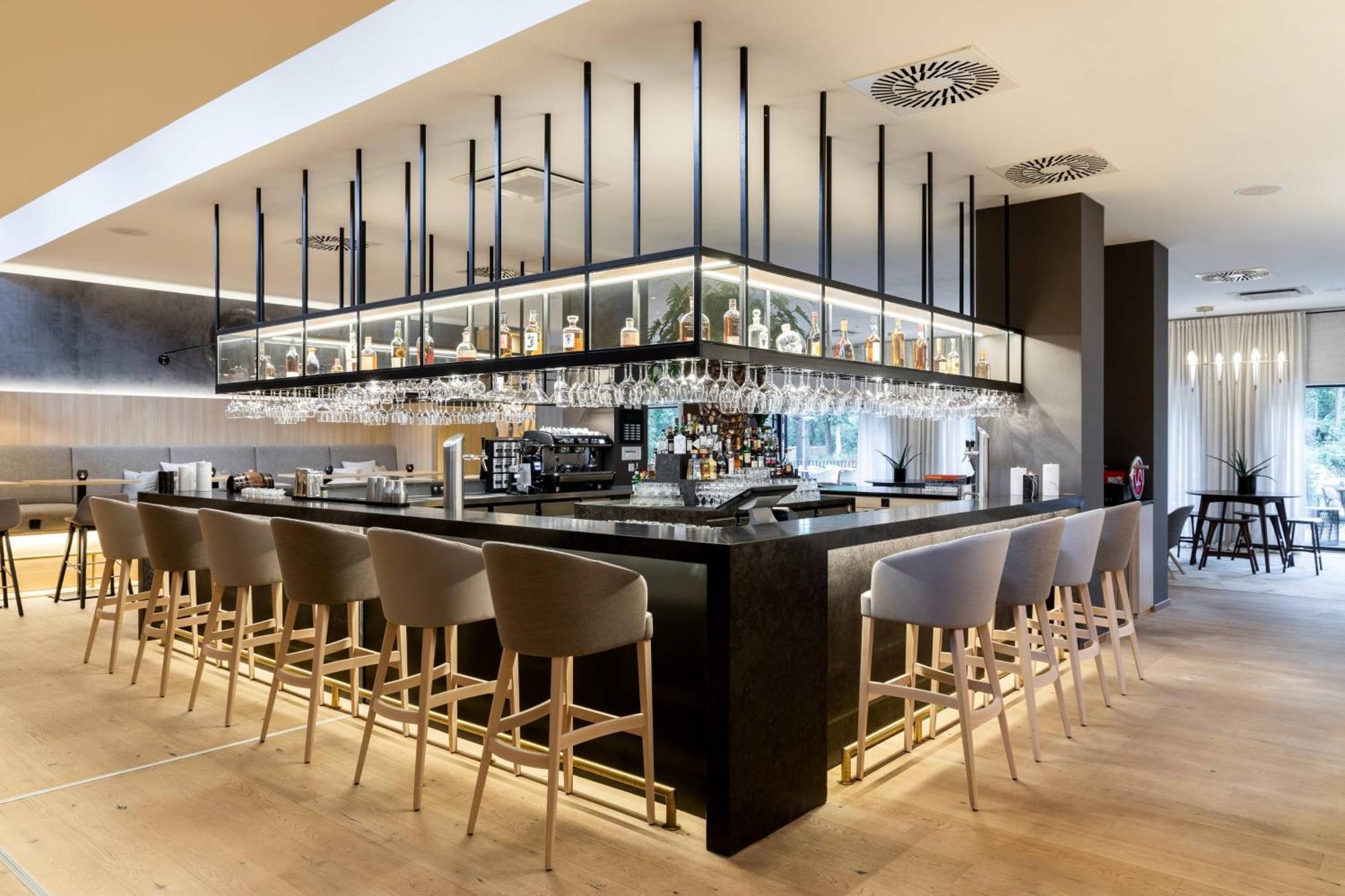 Ac Hotel By Marriott Berlin Humboldthain Park Exterior foto